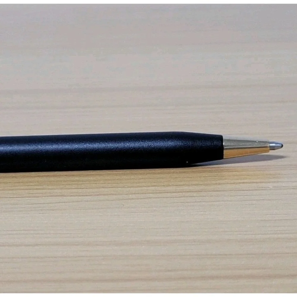 Cross Classic Century Ballpoint Twist-Action Pen Black‎ Logo Emblem